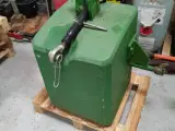 - - - - - - Ca. 400-600 kg +/- - 3