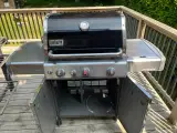 Weber Genesis 330 grill 