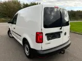 VW Caddy 1,6 TDi 75 Van - 4