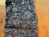 Velour tørklæde - grå - 140x28cm