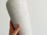Scheurichvase, hvid m fregner, 521-22 - 2