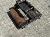 - - - Kompaktorhjul/tromle for minigraver. - 3