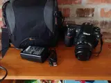 Nikon D300 12.3mp, 4 GB ram, 35-80mm objektiv