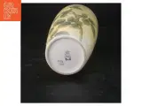 Porcelæns vase med blomstermotiv fra Bing & Grøndahl (str. 27 cm) - 2