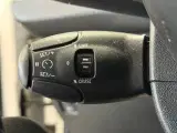 Peugeot 2008 1,6 BlueHDi 100 Allure Sky - 4