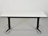 Hæve-/sænkebord med hvid plade og sort stel, 160 cm. - 3