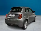 Fiat 500e  Action - 4