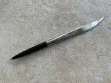 Brevåbner med kuglepen