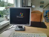 WinXP PC m. diskette-  og CDrom drev