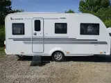 2015 - Adria Adora 482 LU   Meget velholdt - 2