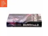 Bundfald : spændingsroman af Mikael R. Lindholm (f. 1961) (Bog) - 2