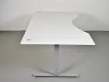 Hæve-/sænkebord med hvid plade og alugråt stel, 200 cm. - 4