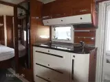 2017 - Fendt Brillant 650 TF   Super Lækker Fendt med fritstående dobbeltseng fra Hinshøj Caravan A/S - 4
