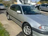 Toyota Avensis 2,0 VVT-i Sol aut. - 3