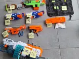 Nerf guns og div tilbehør.