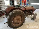 Traktor veteran Massey Ferguson 35 - 3