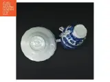 Blå og hvid porcelænste service (str. Kopper. ø. 10 cm. tallerkener. ø. 15,5 cm) - 4