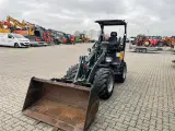 Giant 452 HD Xtra med skovl og gafler - 2