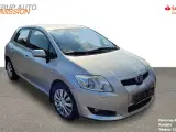 Toyota Auris 1,4 D-4D Linea Luna 90HK 5d - 2