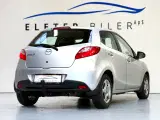 Mazda 2 1,3  - 4