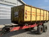 - - - Wirehejsvogn Med 5m container - 3