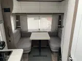2024 - Hobby On Tour 460 DL   Dejlig rejsevogn med enkelsenge fra Hinshøj Caravan - 3