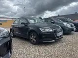 Audi A1 1,6 TDi 116 Sportback - 3