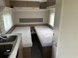 2022 - Dethleffs C'joy 460 LE   Rigtig fin og let Rejsevogn med enkelsenge fra Hinshøj Caravan A/S - 3