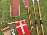 Sejljolle med rødt sejl - 4
