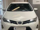 Toyota Auris 1,8 Hybrid H2 Premium CVT - 2
