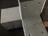 Cubic dobbelt hjørnebeslag 4 stk.
