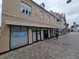 Stort erhvervslejemål i attraktiv hjørneejendom i Viborg Centrum - 3