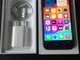 Iphone SE 2nd sort 256 GB.