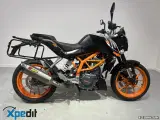 KTM 390 Duke - 3