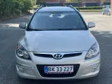 Hyundai i30 1,6 CRDi 90 Comfort CW - 2