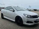 Opel Astra 1.8 twintop nysynet
