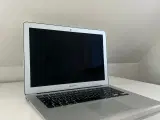 MacBook computer 