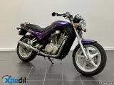 Suzuki VX 800 - 3