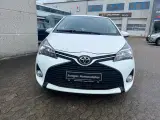 Toyota Yaris 1,0 VVT-i T1 Style - 2