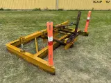 - - - Vejhøvl - 3
