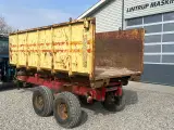 - - - Wirehejsvogn Med 5m container - 4