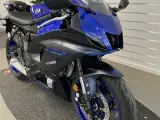 Yamaha R7 35Kw - Icon Blue - 2