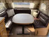 2009 - Kabe Royal 610 DXL KS   Du får altid 13. mdr. garanti, vognen leveres fugt- og gastestet, synet og indregistreret, samt rengjort ind/- udvendigt. HUSK vi gerne tager din vogn i bytte. - 4