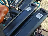 To elcykler med ekstrabatterier og cykeltasker - 3