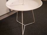 Flytbart metalbord