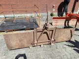 - - - Bagtipskovl ca. 2 meter - 3