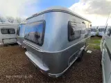 2021 - Hymer Touring Triton 420 GT   Super velholdt rejsevogn med TRUMA SX mover - 3