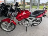 Nysynet Honda CBF 250, 2004