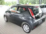 Toyota Aygo 1,0 VVT-i x-change - 4