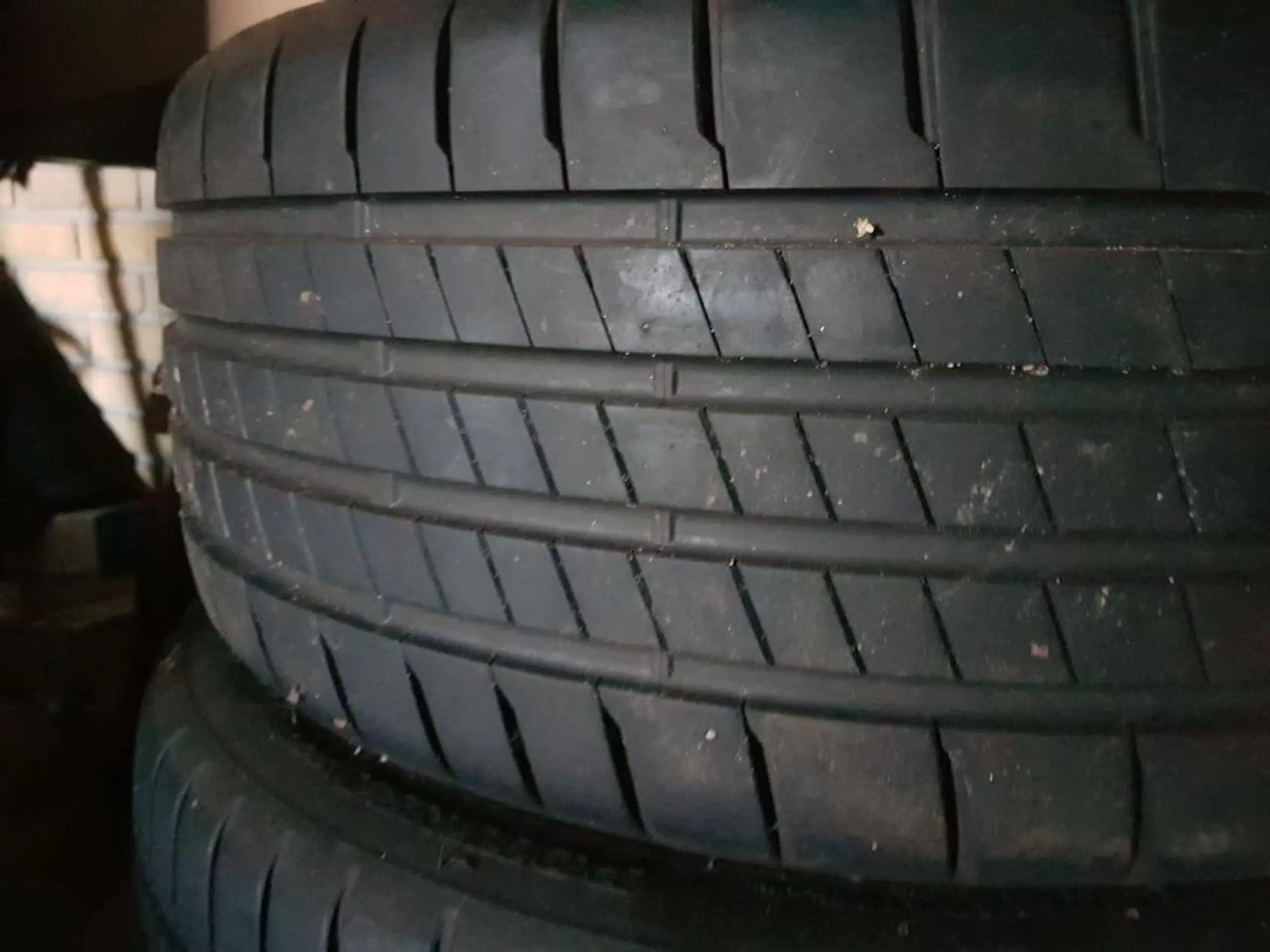 Bridgestone Potenze Hybrid 235/40/18